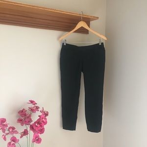 Gap Maternity Capris